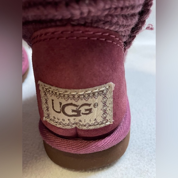 UGG boots - Picture 9 of 10